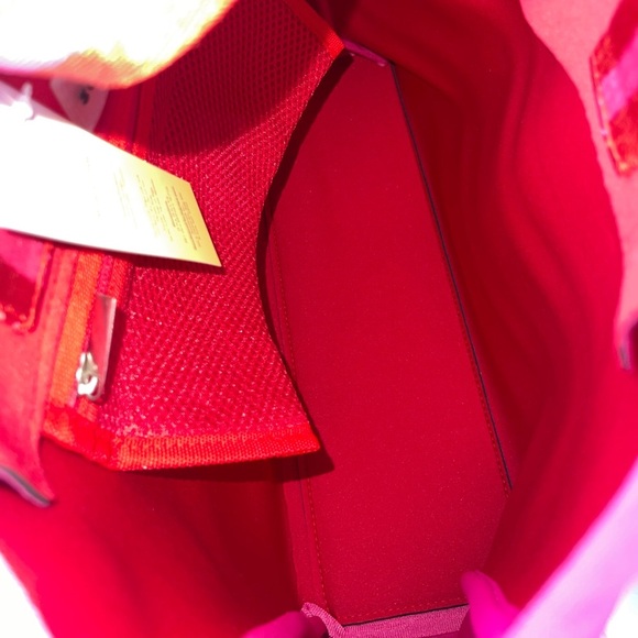 SUMMERSALT Beach Tote Bag in Habiscus & Lava - Picture 9 of 12